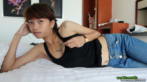 Teen Thai princess with meaty labia lips gets drilled by a Farang