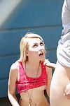 wróżka-ruda nieletnich pornstar Alexa Grace Grand strumieniem spermy na twarzy w miejscu publicznym
