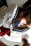 volgare giapponese studentessa con pesanti tit pulsanti e ricci strappare strisce