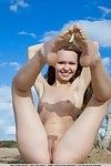 Flaco los adolescentes Azúcar ciruela virginia sol desvestirse para se desnudó modelado sesión