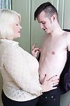 giant breasted britse volwassen dame actie haar apparatuur jongensachtige sub
