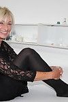 alemão dona de casa franziska obtém surpreendentemente sujas