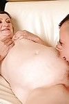 지방 노인 이브 간질 analingus 및 증폭 그녀의 젖 gap